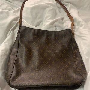 Louis Vuitton shoulder looping bag